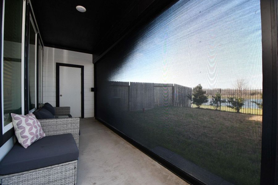 Exterior details and patio area of a home in City Gate North, Houston (Image 2).