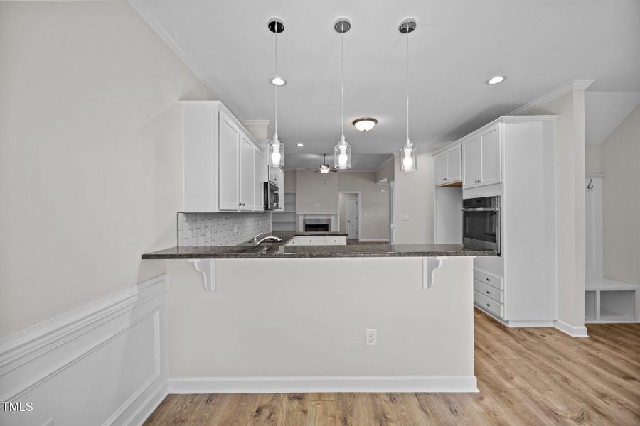 25-web-or-mls-IMG_0700 25-web-or-mls-IMG_0700