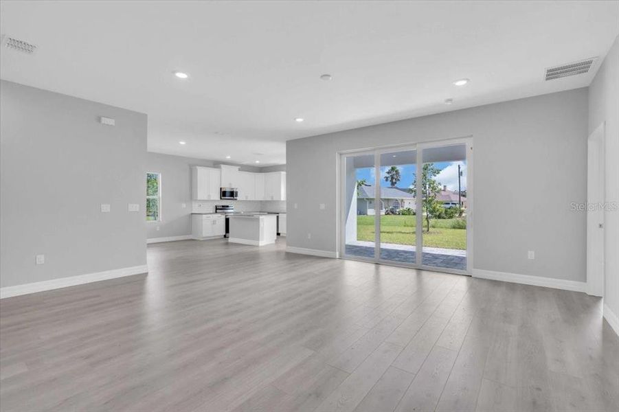 Spacious, unfurnished interior of a new home in , Punta Gorda (Image 18). Spacious, unfurnished interior of a new home in , Punta Gorda (Image 18).