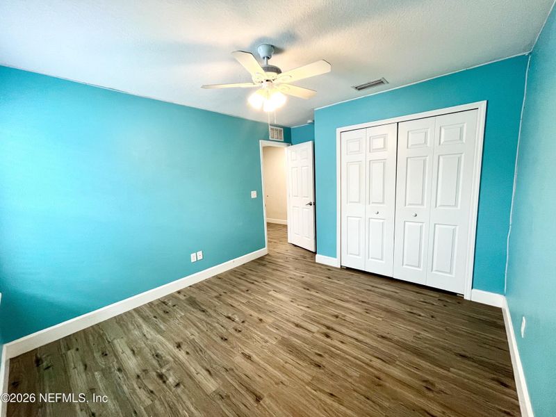 Spacious, unfurnished interior of a new home in , Jacksonville (Image 16).