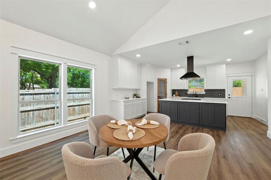 Furnished interior view inside a new home in , Sansom Park (Image 11).