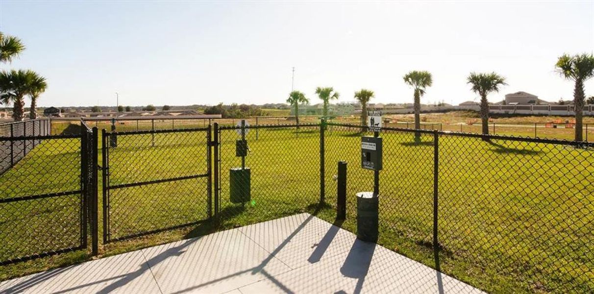 Community amenities in Providence, Davenport (Image 29).