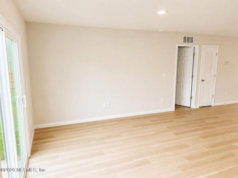Spacious, unfurnished interior of a new home in , Jacksonville (Image 23). Spacious, unfurnished interior of a new home in , Jacksonville (Image 23).