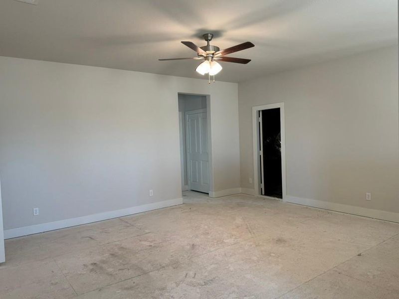 Image 20 of a home in Rocky Top.