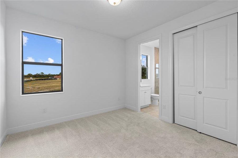 Spacious, unfurnished interior of a new home in Woodland Preserve, Parrish (Image 18).