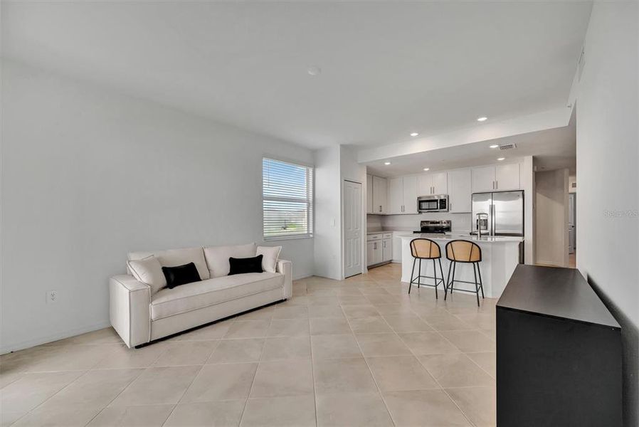 Furnished interior view inside a new home in , Bradenton (Image 32).