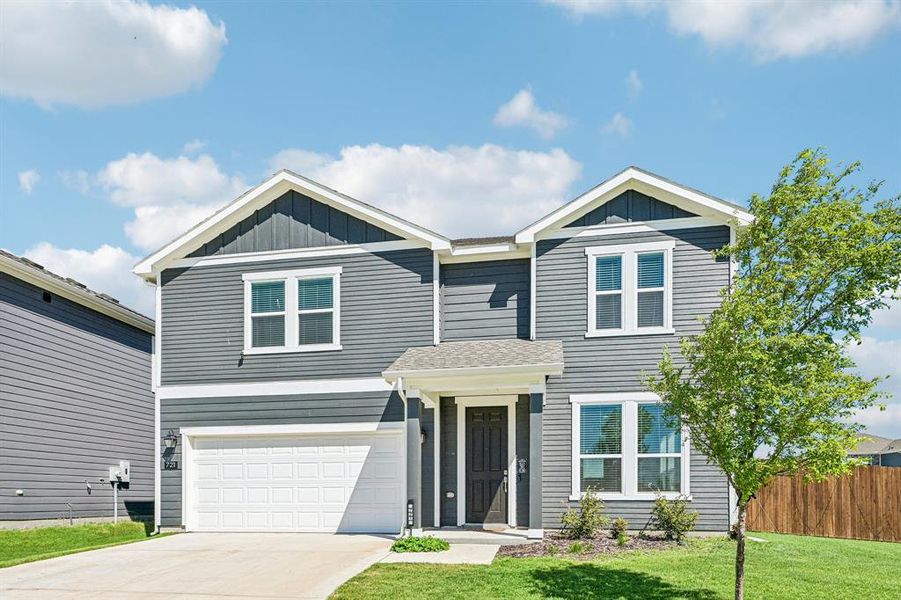 Front exterior of a new home in Cottonwood Creek, Seagoville, TX, highlighting curb appeal (Image 27). Front exterior of a new home in Cottonwood Creek, Seagoville, TX, highlighting curb appeal (Image 27).