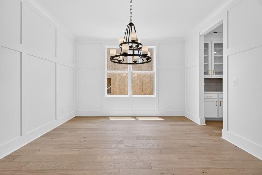 Spacious, unfurnished interior of a new home in Livingstone Park, Kennesaw (Image 21).