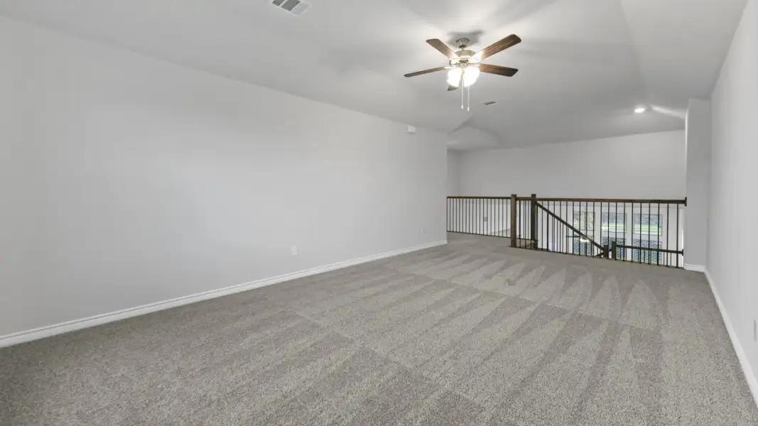 Spacious, unfurnished interior of a new home in Elevon, Lavon (Image 16).