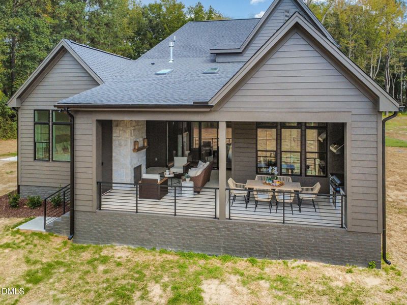 085_dji_fly_20250926_125306_69_175890563 085_dji_fly_20250926_125306_69_175890563