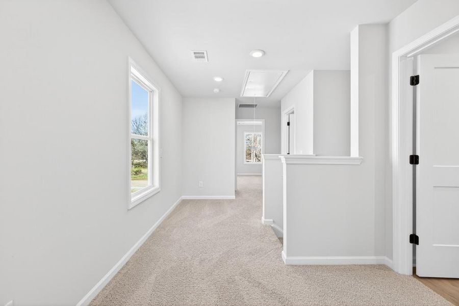 Spacious, unfurnished interior of a new home in , Commerce (Image 24).