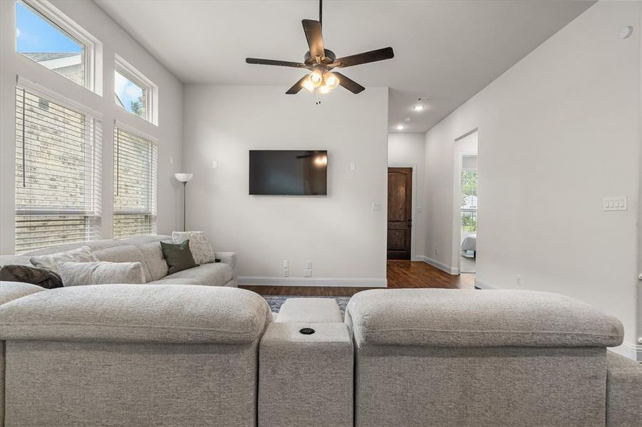 Furnished interior view inside a new home in , Garland (Image 35).