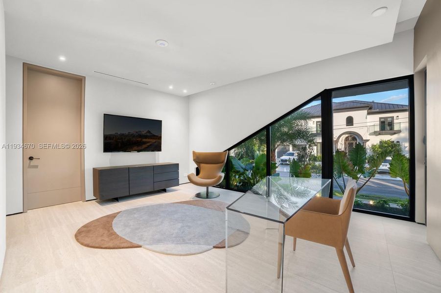 Furnished interior view inside a new home in , Fort Lauderdale (Image 20).