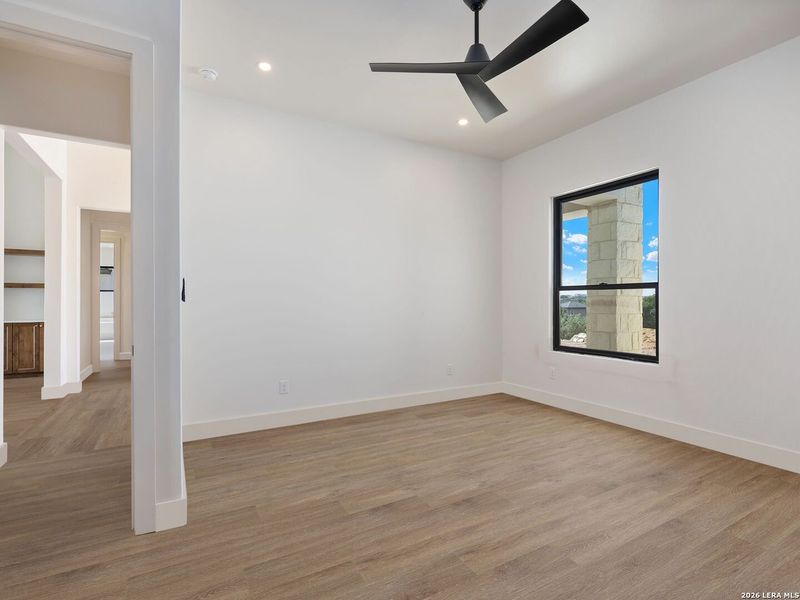 Spacious, unfurnished interior of a new home in , San Antonio (Image 23).