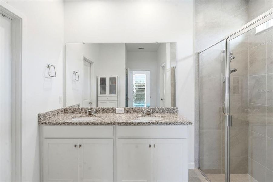 Furnished interior view inside a new home in , Clermont (Image 11).