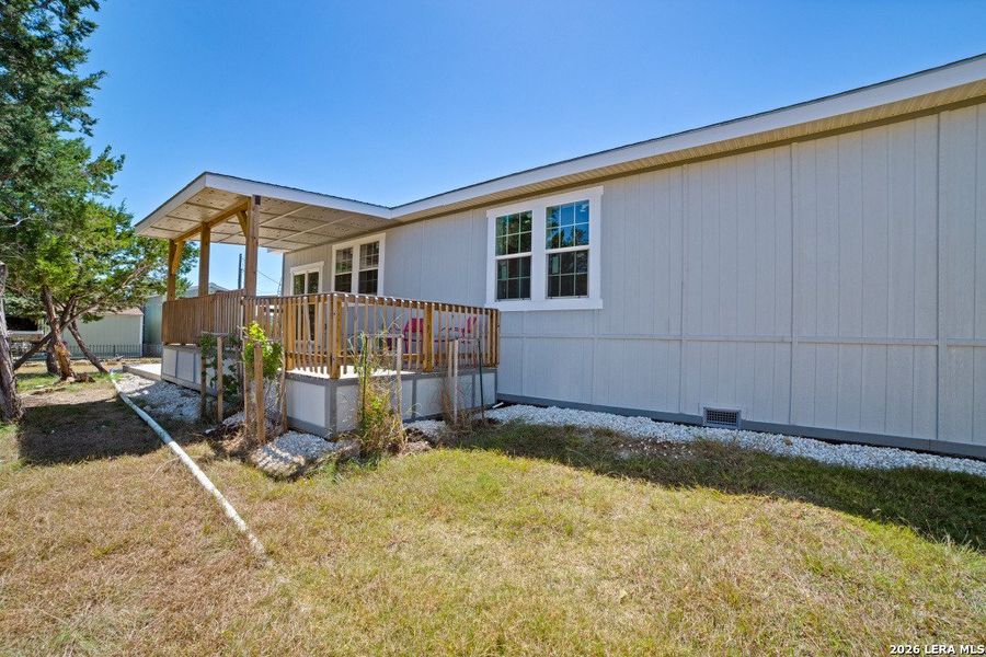 Exterior details and patio area of a home in , Bandera (Image 19).