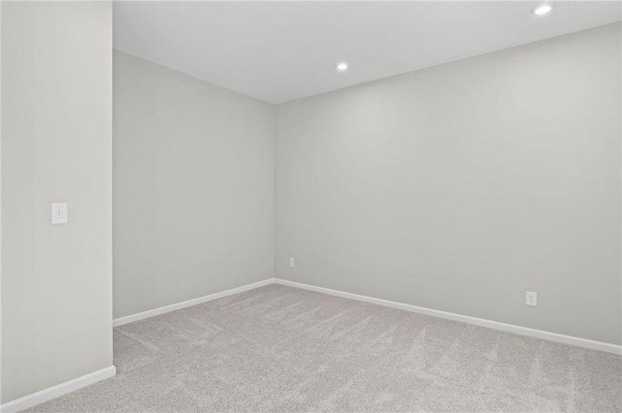 Spacious, unfurnished interior of a new home in Sage Woods, Dallas (Image 23).