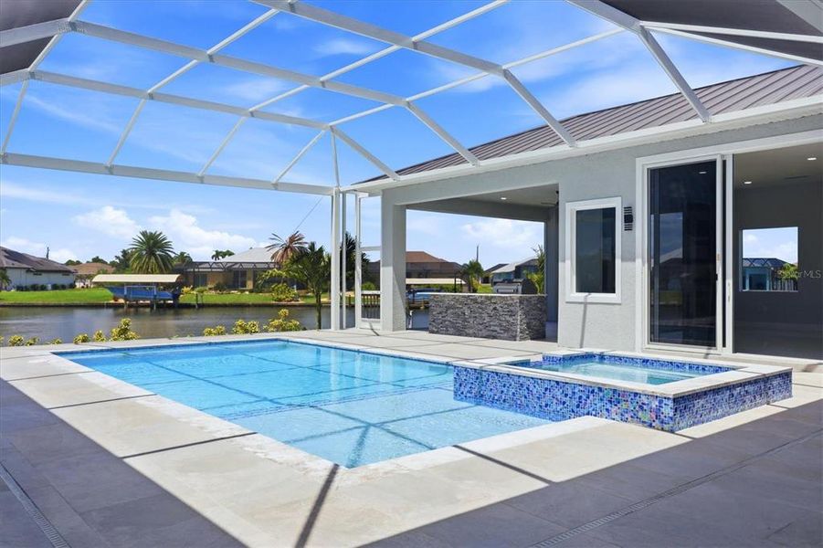 Exterior details and patio area of a home in , Port Charlotte (Image 20).