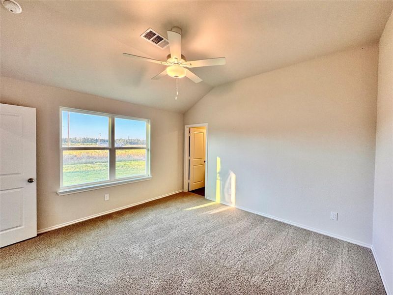 Spacious, unfurnished interior of a new home in , Splendora (Image 7).