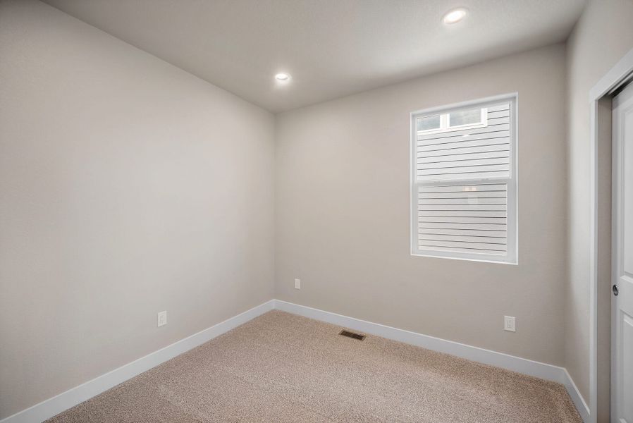 Spacious, unfurnished interior of a new home in Trails at Aspen Ridge-3, Colorado Springs (Image 16). Spacious, unfurnished interior of a new home in Trails at Aspen Ridge-3, Colorado Springs (Image 16).