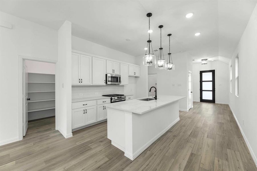 Furnished interior view inside a new home in Creekview Fossil Ridge, Pilot Point (Image 8).