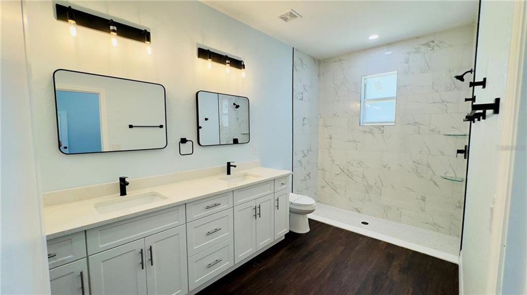 Furnished interior view inside a new home in , Port Charlotte (Image 5).