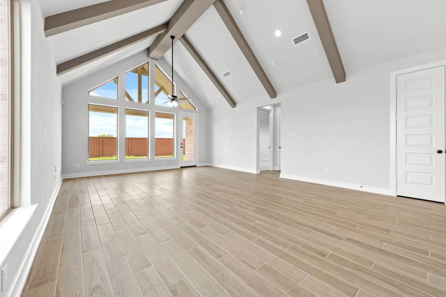 Representative image. Features, specifications, selections and colors may vary. Representative image. Features, specifications, selections and colors may vary.