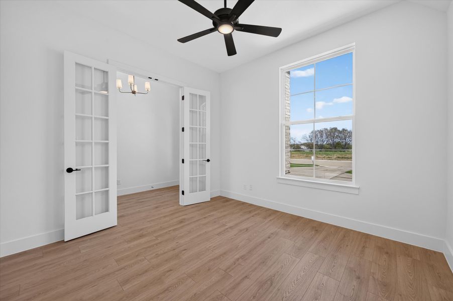 Spacious, unfurnished interior of a new home in Paloma Ranches, Justin (Image 20).