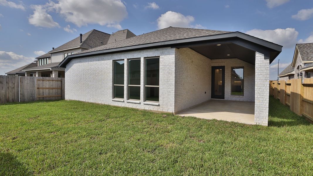 Exterior details and patio area of a home in The Grand Prairie, Hockley (Image 4).