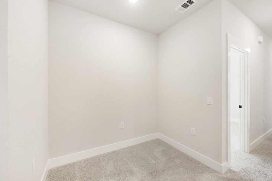 Spacious, unfurnished interior of a new home in Willow Grove Townhomes, Melissa (Image 43).