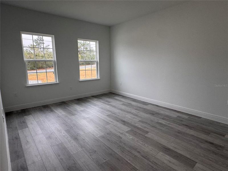 Spacious, unfurnished interior of a new home in , Ocala (Image 20).