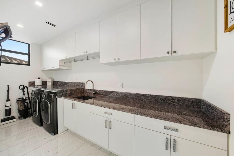 Furnished interior view inside a new home in , Lighthouse Point (Image 14).