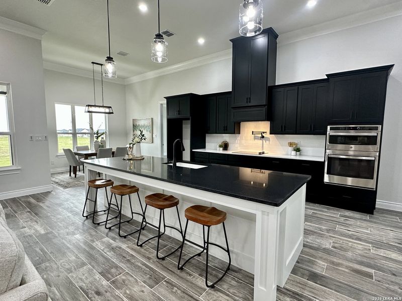 Furnished interior view inside a new home in , La Vernia (Image 29).