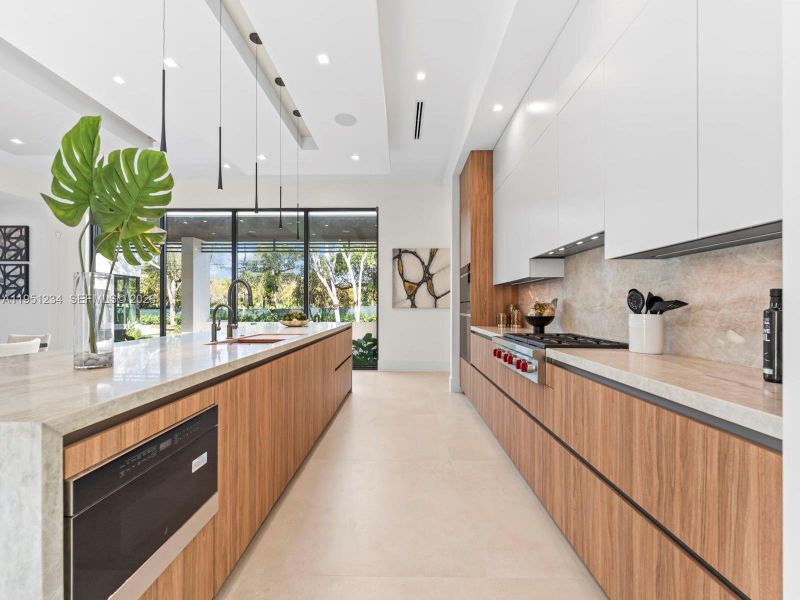 Furnished interior view inside a new home in , Palmetto Bay (Image 6).