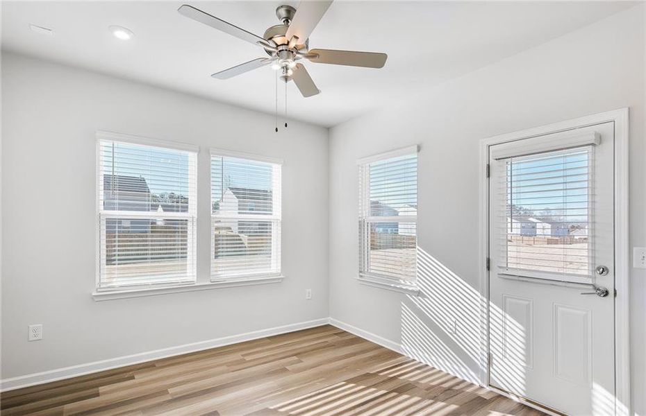Spacious, unfurnished interior of a new home in Anderson Point, McDonough (Image 13).