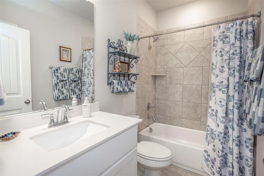Furnished interior view inside a new home in Liberty Pointe, Gainesville (Image 7).