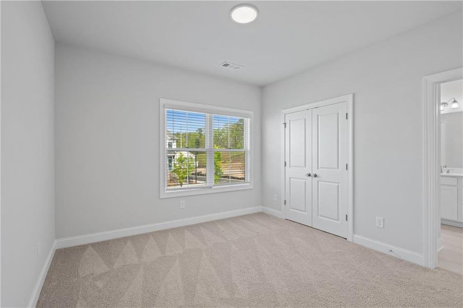 Spacious, unfurnished interior of a new home in Palisades Single Family, Cumming (Image 41).