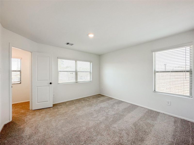 Spacious, unfurnished interior of a new home in Ladera Trails: Cottage Collection, Conroe (Image 23). Spacious, unfurnished interior of a new home in Ladera Trails: Cottage Collection, Conroe (Image 23).