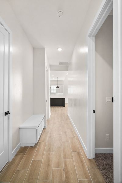 Representative furnished interior of a home built from the Pine Hurst by LEH. Homes in Emerald Estates, El Paso (Image 35). Representative furnished interior of a home built from the Pine Hurst by LEH. Homes in Emerald Estates, El Paso (Image 35).