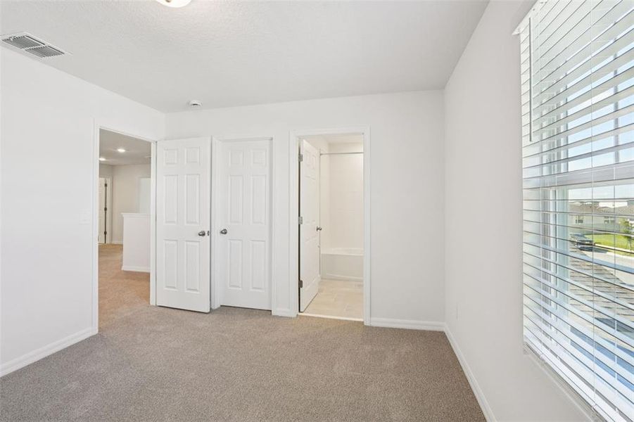 Spacious, unfurnished interior of a new home in The Meadow at Crossprairie, St. Cloud (Image 27).