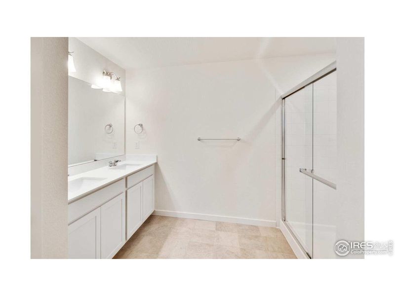 Furnished interior view inside a new home in Prairie Song, Windsor (Image 8).