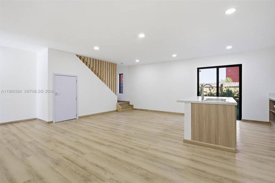 Spacious, unfurnished interior of a new home in , Florida City (Image 31).