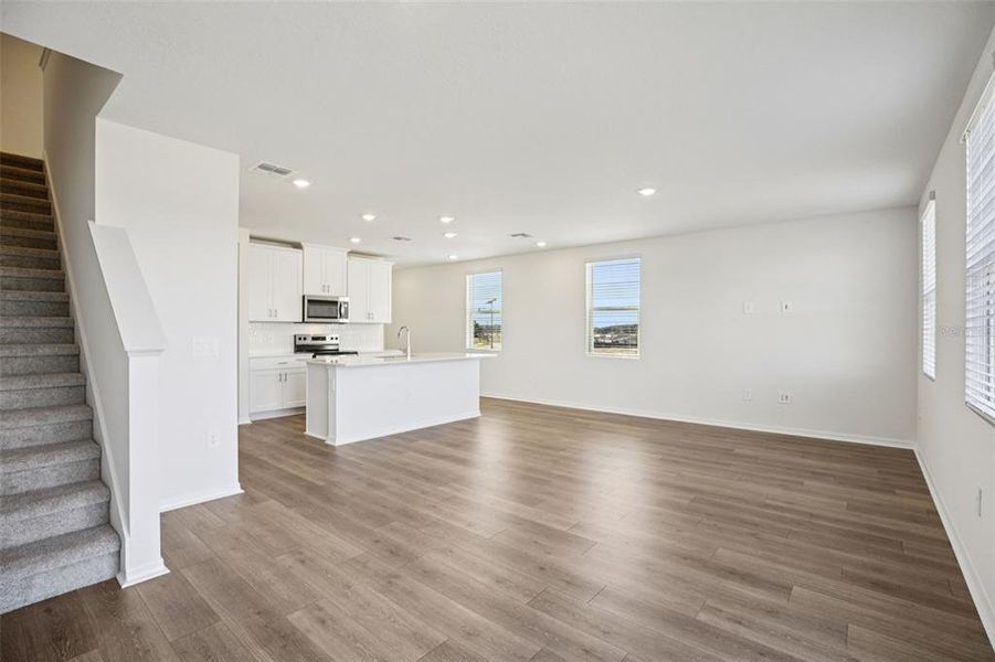 Spacious, unfurnished interior of a new home in , Lady Lake (Image 29).