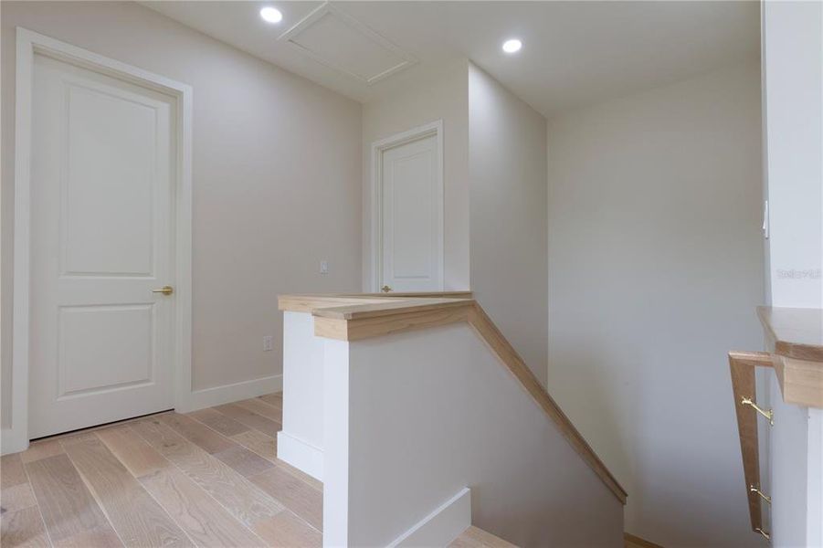 Spacious, unfurnished interior of a new home in , Tampa (Image 74).