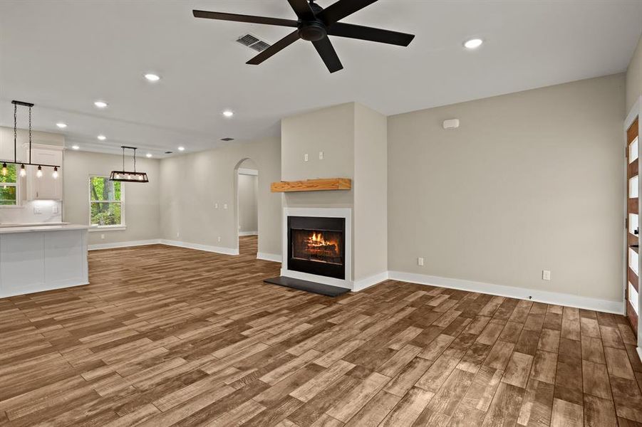 Spacious, unfurnished interior of a new home in , Pittsburg (Image 26). Spacious, unfurnished interior of a new home in , Pittsburg (Image 26).