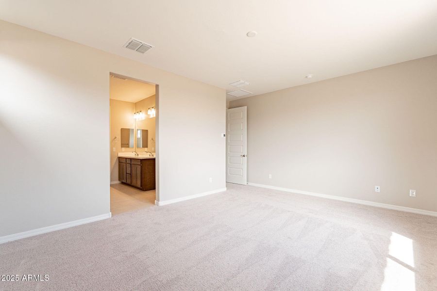 26-web-or-mls-Hilton-26 (2) 26-web-or-mls-Hilton-26 (2)