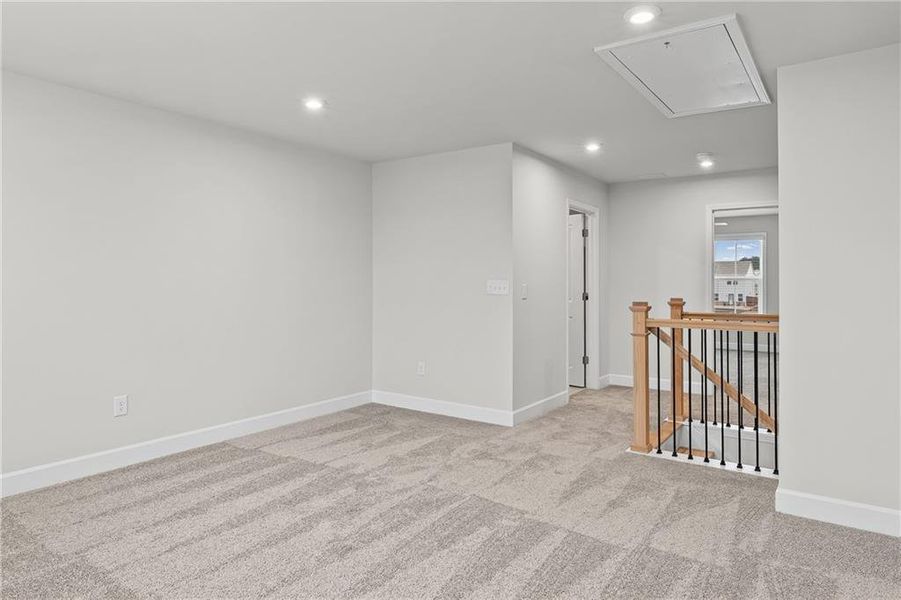 Spacious, unfurnished interior of a new home in Anderson Point, McDonough (Image 9).