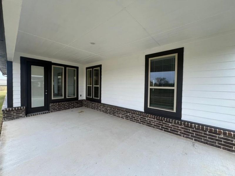 Exterior details and patio area of a home in Oak Valley, Oak Ridge (Image 15).