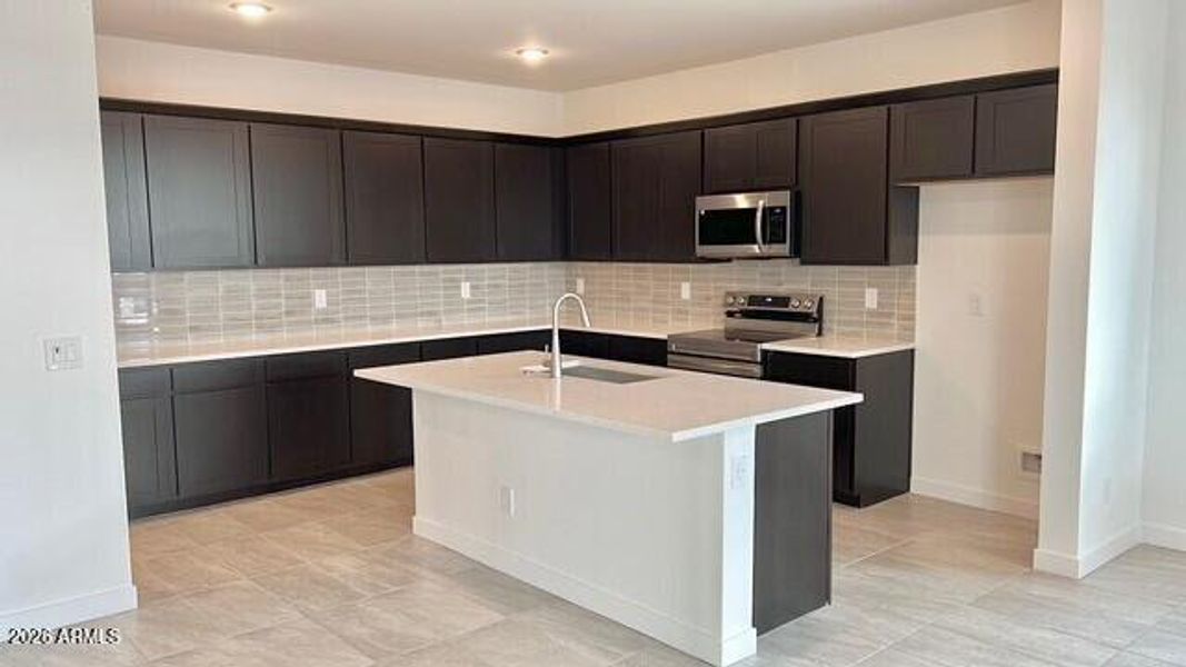 BR45 lot 212 Kitchen 1 BR45 lot 212 Kitchen 1