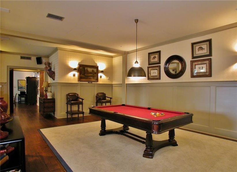 Furnished interior view inside a new home in , Gainesville (Image 10).